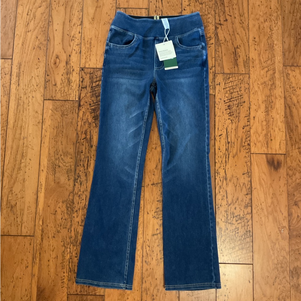 HALARA Women's Straight Leg Jeans in Deep Blue